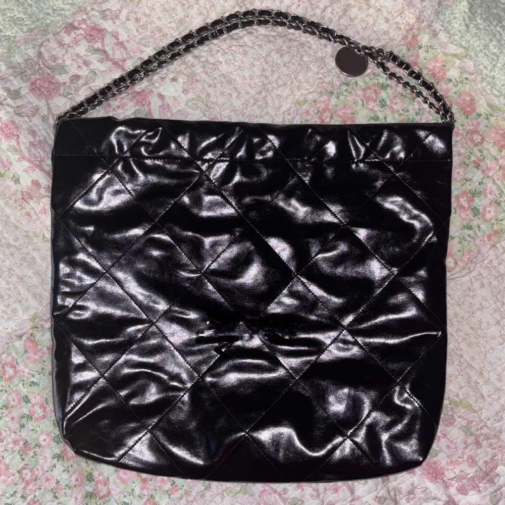 Black Quilted Chain Shoulder Bag